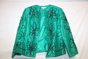 lot 422 image: Kasper Womens Floral Embroidered Blazer, Size 22W