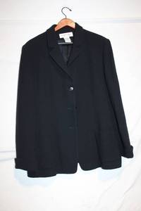lot 459 image: Jones New York Womens Black Blazer Size 16