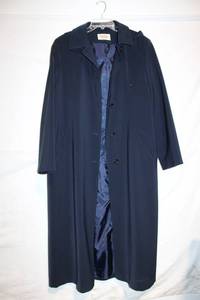 lot 481 image: Womens Talbots Black Long Coat Size 14