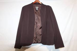 lot 440 image: Ladies Brown Tailored Jacket by Investments Size 18