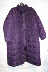 lot 471 image: Lands End Womens Plus Size 3X Purple Down Coat