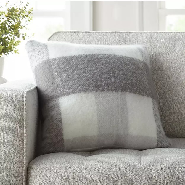 lot 447 image: NEW Pair of Members Mark Decorative Throw Pillow, 20 x 20 - Gray