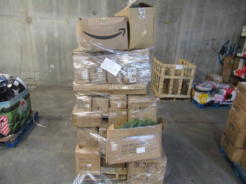 lot 101 image: Pallet of Store Overstock Vickerman Product and Returns - UNPROCESSED