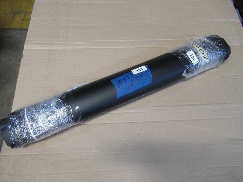 lot 183 image: NEW Vinyl Tarp - 10 x 13  Black  White Vinyl tarp - 13 oz. Medium-Weight Duty