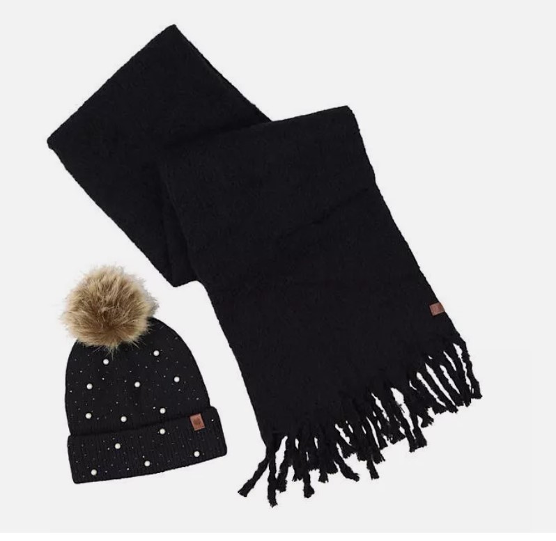 lot 220 image: NEW Lucky Brand Ladies Hat and Scarf Set - Black with Beads