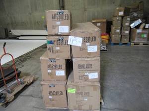 lot 115 image: Pallet of Store Overstock Vickerman Christmas Product and Returns