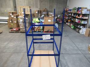 lot 125 image: Adjustable Blue Metal Frame Built to Fit Onto Pallets - Perfect for Projects