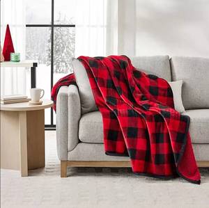 lot 130 image: NEW Members Mark Plush Sherpa Throw, 60x70 - Buffalo Red