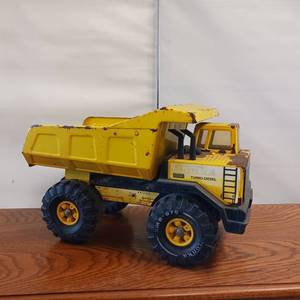 lot 67 image: Authentic Tonka Turbo Diesel Dump Truck