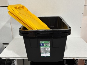 lot 13 image: Greenmade 27 Gallon Totes One lid cracked