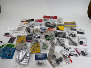 lot 182 image: Bicycle Accessories Miscellaneous
