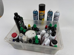 lot 231 image: Chain Lubes and Shop Supplies