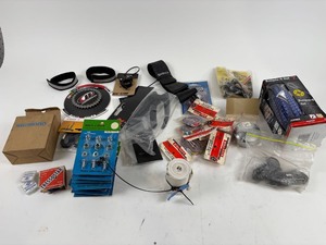 lot 237 image: Assorted Accesories