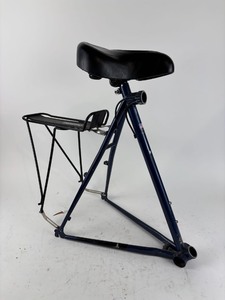 lot 257 image: Bicycle Stool