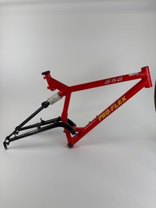 lot 263 image: Proflex 656 Mountain Bike Frame 20