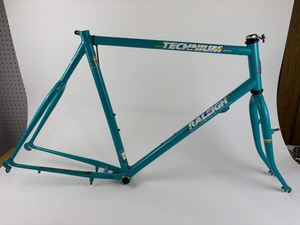 lot 278 image: Raleigh Technium Mountain Bike Frameset 21.5
