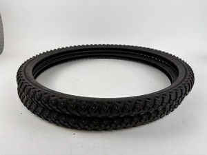 lot 294 image: Winter Studded Tires 26x1.9