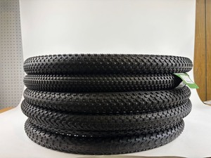 lot 296 image: Bicycle Tires 27.5 x 2.125
