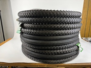 lot 298 image: Bicycle Tires 29