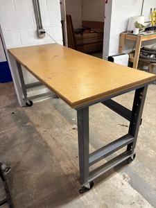 lot 321 image: U-Line Table 6 x 30