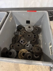 lot 332 image: Bicycle Freewheels