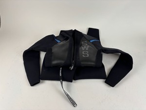 lot 334 image: SWS Wetsuit - Size 8