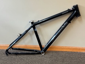 lot 24 image: Cannondale F400 15 Frame