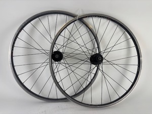 lot 80 image: 26 Bontrager Select Disc Brake Wheelset