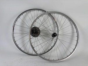 lot 82 image: 26 Shimano Deore Lx Wheelset
