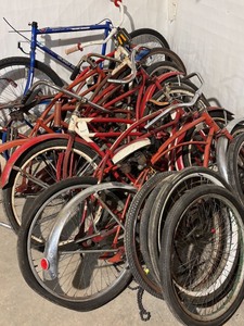 lot 356 image: Huge Lot of Antique Cruiser Bicycles and Parts