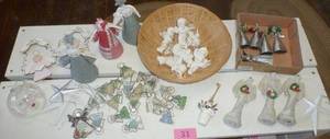 A table full of angels