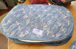 10 reversible fabric placemats