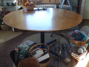 53 INCH Table with Heavy cast iron pedestal