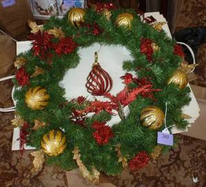 Large christmas wreath 22 inches