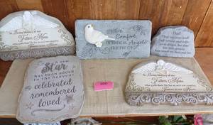 5 Memorial plaques