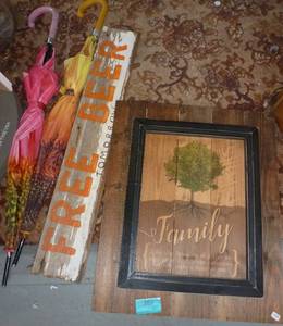 2 wall hangings and 2 umbrellas