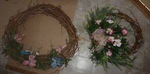 2 wreaths