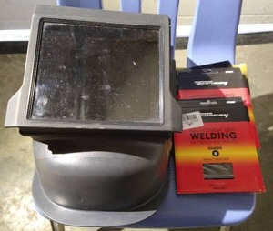 lot 16 image: Welding Helmet - With Some Screens