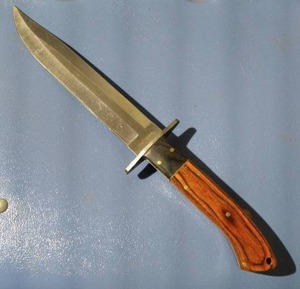 lot 19 image: Ridge Runner Fixed Blade Knife