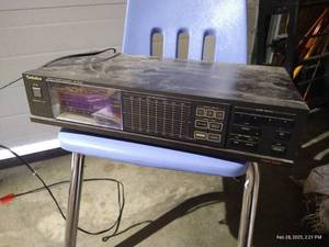 lot 67 image: Technics Stereo Graphics Equalizer
