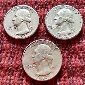lot 91 image: (3) 90% Silver Quarters