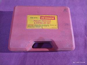 lot 104 image: Pulley Remover & Installer Set