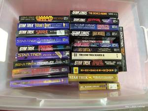 lot 121 image: Tote of (22) Star Trek Books