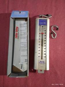 lot 125 image: Taylor Heavy Duty Hanging Scale