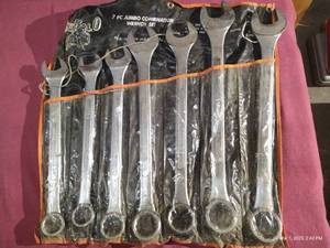 lot 133 image: 7 Pc Jumbo Combination Wrench Set - NICE