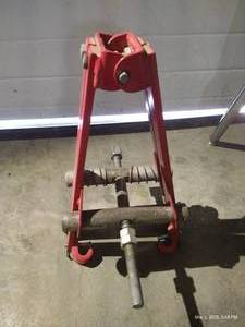 lot 149 image: Strut Compressor