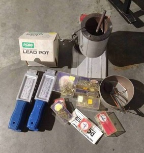 lot 167 image: Lure Making Supplies - Lead Melter, Lead Pot, Weight Molds, Etc