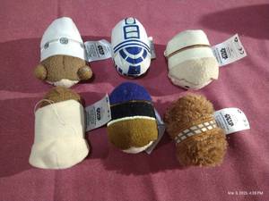 lot 182 image: (6) Star Wars Tsum Tsums
