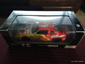 lot 220 image: Autographed Revell Terry Labonte 124 Die Cast Car