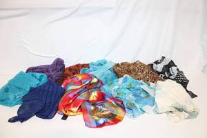 lot 12 image: Set of 10 Assorted Patterned Scarves